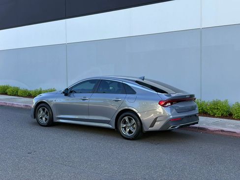 Used 2022 Kia K5 LX FWD image 4