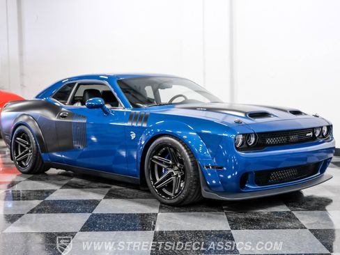 Used 2022 Dodge Challenger SRT Hellcat image 13