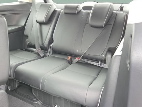 New 2026 Honda Odyssey Touring image 12