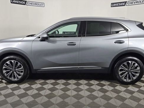 Used 2025 Buick Envision Preferred AWD/4WD image 3