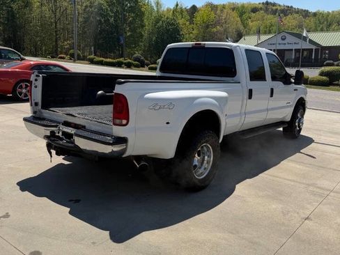 Used 2005 Ford F350 Lariat image 5