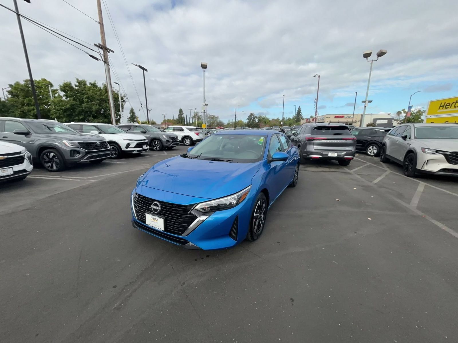 Used 2025 Nissan Sentra SV FWD image 6