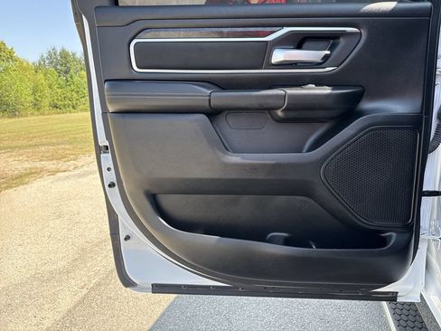 Used 2023 RAM 1500 Big Horn RWD image 21