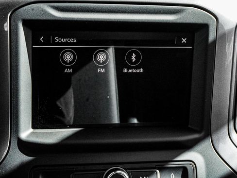 New 2025 Chevrolet Silverado 1500 W/T image 31