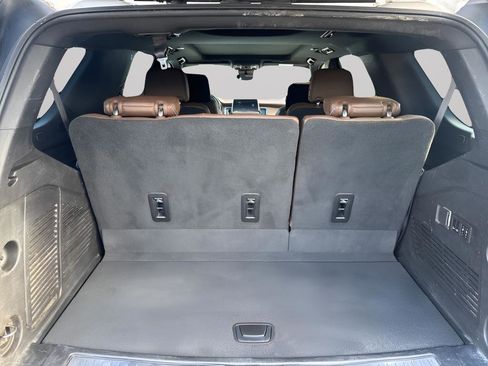 Used 2023 Chevrolet Tahoe High Country w/ Advanced Technology Package image 24