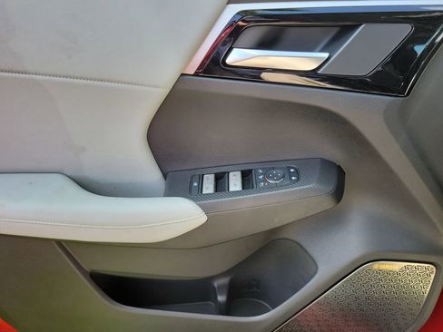 New 2025 Mitsubishi Outlander SE image 24