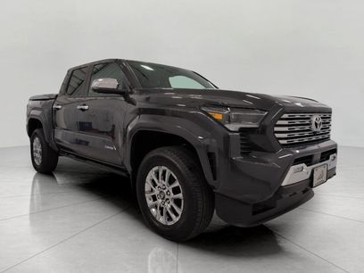 Used 2024 Toyota Tacoma Limited w/ Limited Package (LT)