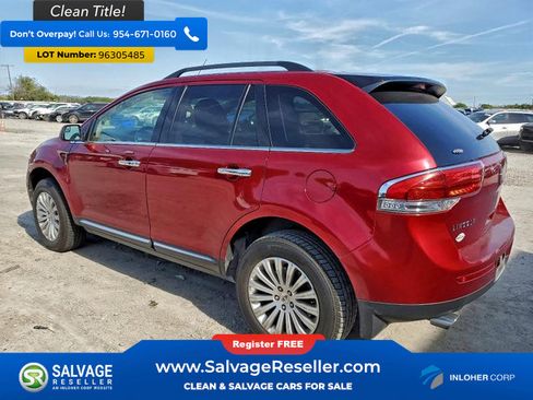 Used 2013 Lincoln MKX FWD image 3