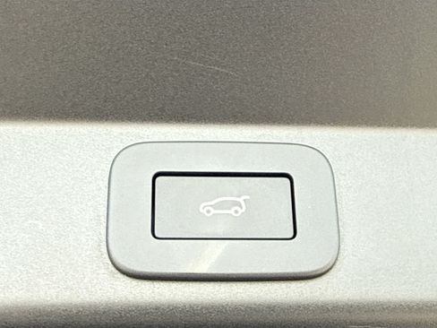 Used 2024 Land Rover Range Rover Sport Dynamic SE AWD/4WD image 12