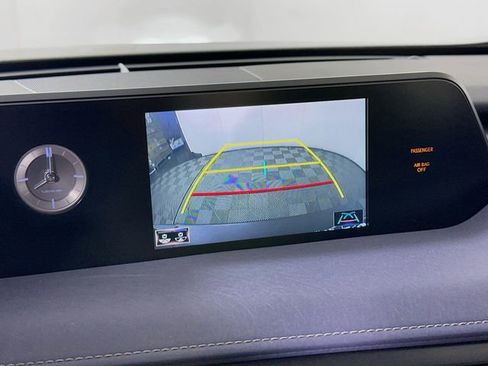 Used 2021 Lexus UX 250h w/ Premium Package image 14