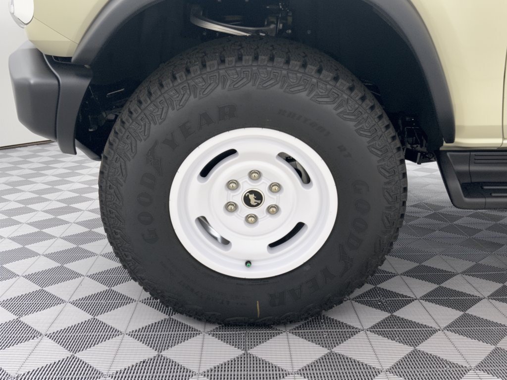 New 2026 Ford Bronco Heritage Edition AWD/4WD image 13