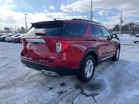 Certified 2023 Ford Explorer XLT w/ Equipment Group 202A image 4