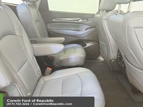 Used 2021 Buick Enclave Essence w/ Sound and Sites Package image 25