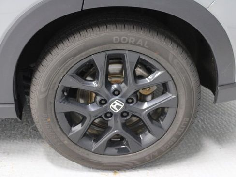 Used 2025 Honda HR-V Sport image 18
