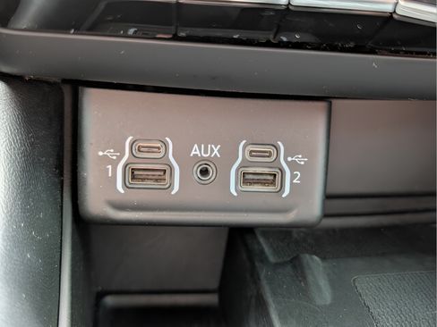 Used 2021 Dodge Durango SRT w/ Technology Group AWD/4WD image 23