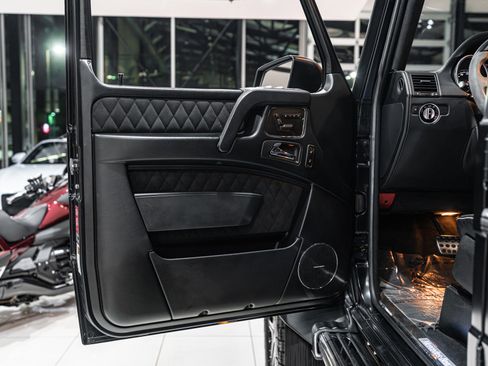 Used 2018 Mercedes-Benz G 550 Squared image 35