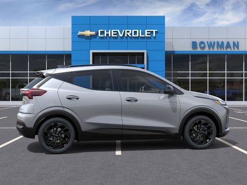 New 2027 Chevrolet Bolt RS w/ Technology Package FWD image 5