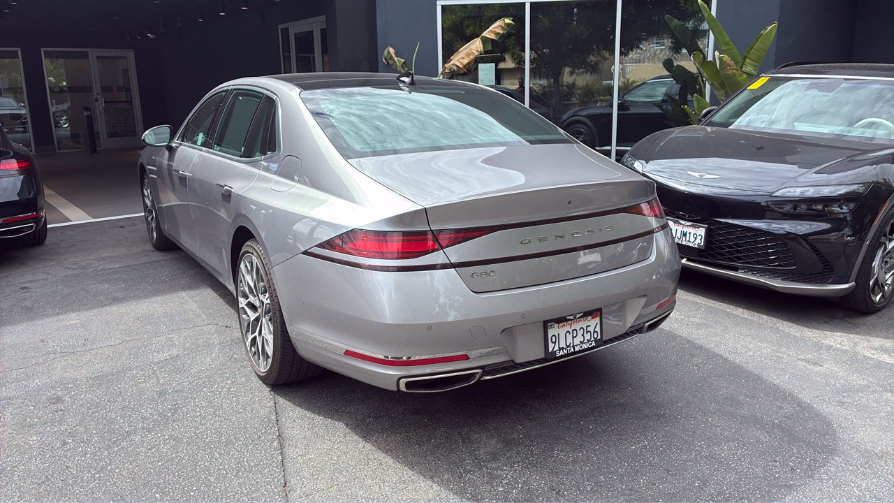 Used 2023 Genesis G90 3.5T AWD/4WD image 3