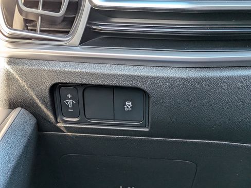 New 2026 Kia Sorento LX FWD image 27