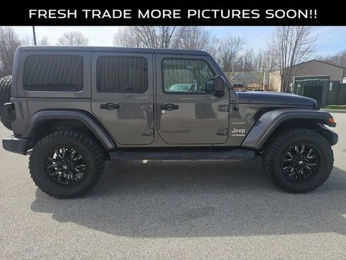 Used 2018 Jeep Wrangler Unlimited Sahara image 6