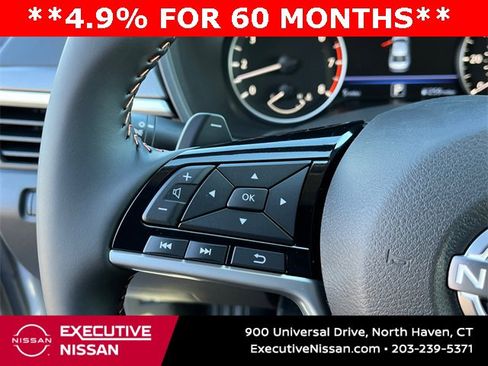 New 2025 Nissan Altima 2.5 SR image 12