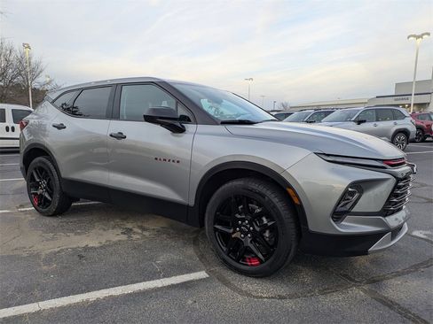 Used 2024 Chevrolet Blazer LT w/ Redline Edition image 3
