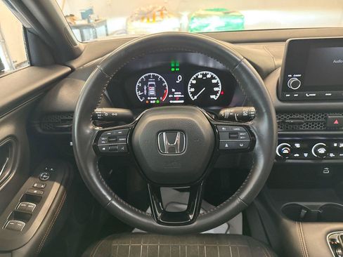 Used 2024 Honda HR-V Sport image 11