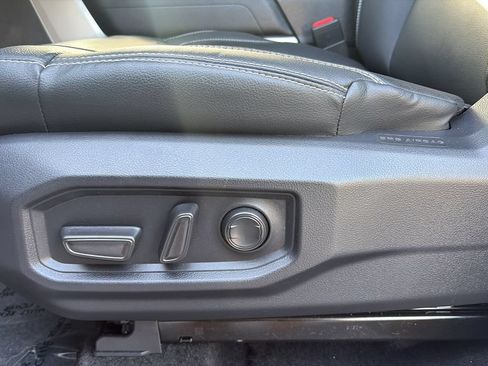 Used 2026 Toyota Tundra SR5 w/ SR5 Premium Package RWD image 16