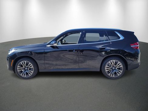 New 2025 BMW X3 xDrive30i w/ Convenience Package image 4