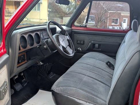 Used 1992 Dodge D/W Truck 250 image 8