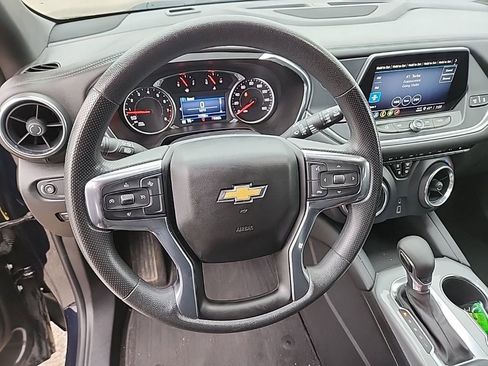 Certified 2021 Chevrolet Blazer LT AWD/4WD image 9