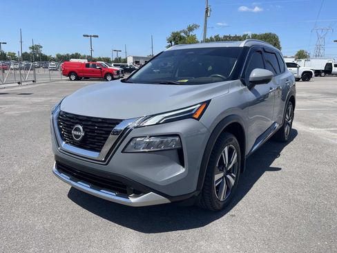 Used 2023 Nissan Rogue Platinum FWD image 8