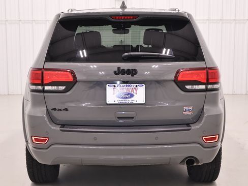 Used 2020 Jeep Grand Cherokee Altitude AWD/4WD image 8
