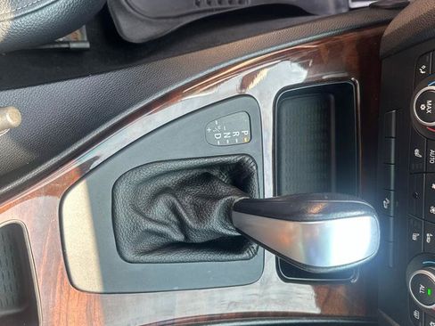 Used 2011 BMW 328i xDrive Sedan AWD/4WD image 13