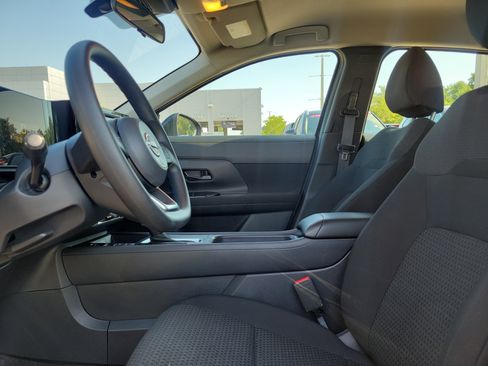 Certified 2025 Nissan Kicks S FWD image 13