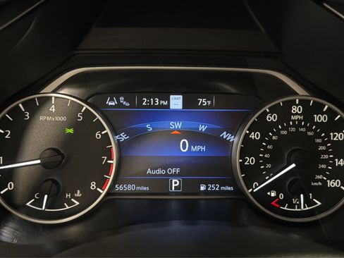Used 2024 Nissan Murano SV AWD/4WD image 25