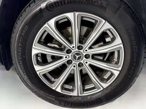 Certified 2026 Mercedes-Benz GLC 300 image 31