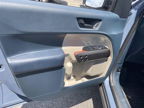 Used 2025 Ford Maverick Lariat w/ 4K Tow Package AWD/4WD image 21