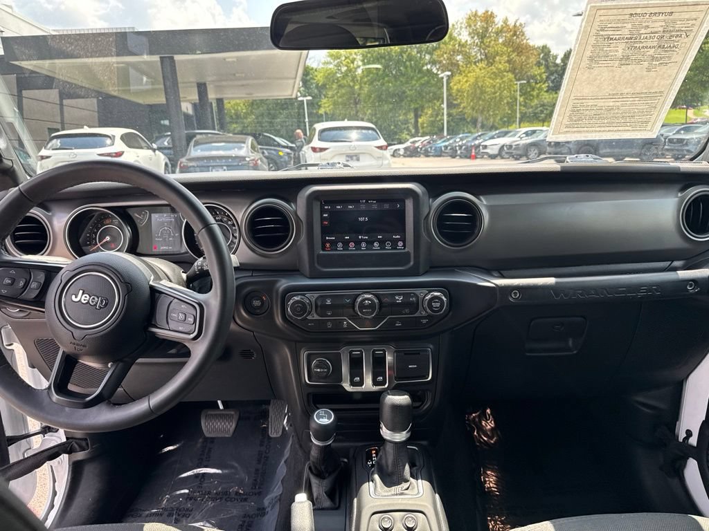 Used 2023 Jeep Wrangler Sport AWD/4WD image 12