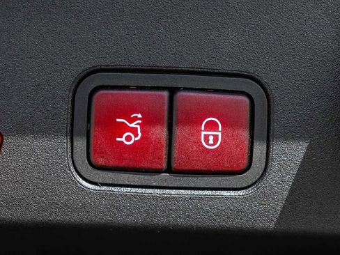 Used 2018 Mercedes-Benz SL 450 image 41