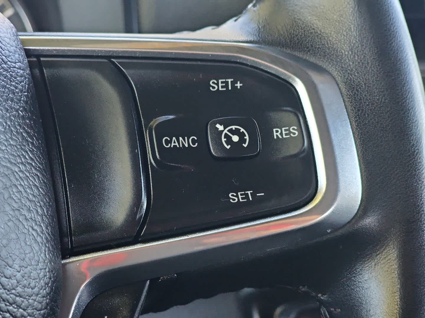 Used 2024 RAM 1500 Laramie RWD image 14