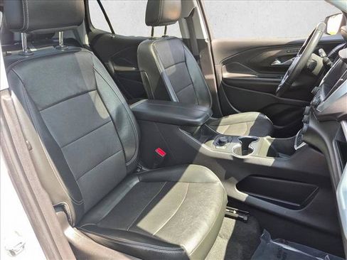 Used 2022 GMC Terrain SLT FWD image 22