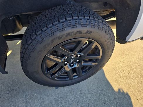 Used 2022 Chevrolet Silverado 1500 LT Trail Boss w/ Safety Package image 12