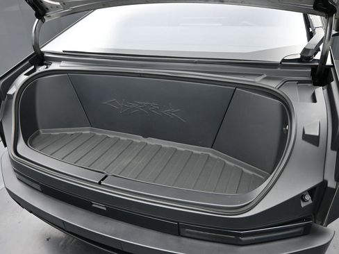 Used 2025 Tesla Cybertruck AWD Crew Cab image 12