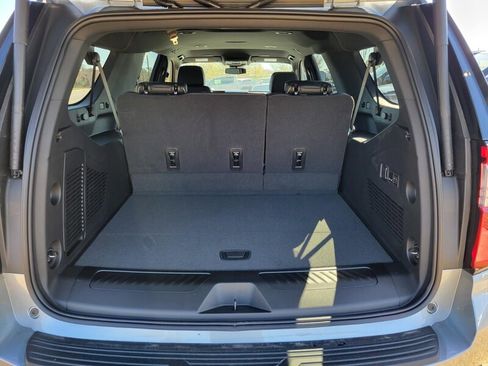 New 2026 GMC Yukon XL Elevation RWD image 7