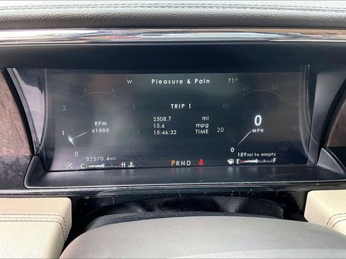 Used 2018 Lincoln Navigator Reserve AWD/4WD image 18