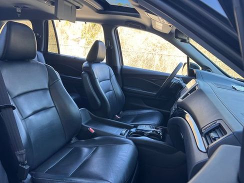 Used 2016 Honda Pilot Touring image 31