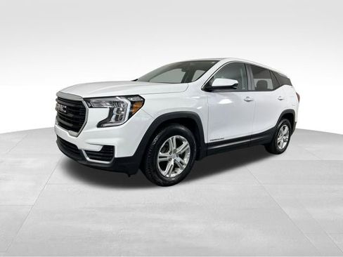 Used 2023 GMC Terrain SLE FWD image 2