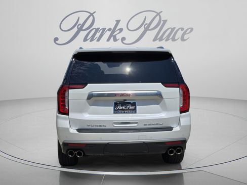 Used 2024 GMC Yukon Denali RWD image 4
