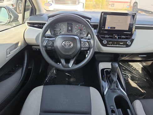 Used 2024 Toyota Corolla LE FWD image 11